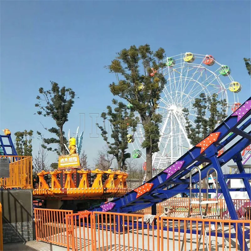 flying UFO ride (4).jpg