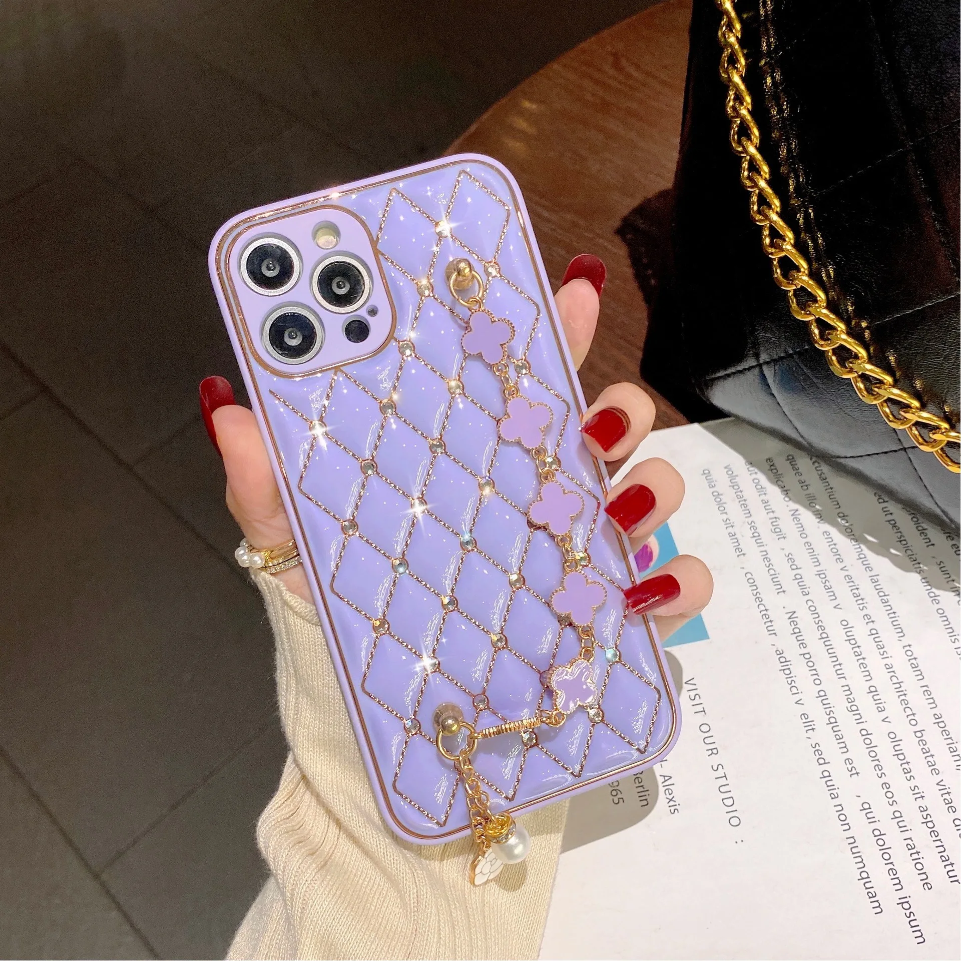 Новый роскошный чехол для телефона с цепочкой и кристаллами для iPhone 12 11 Pro Max 7 Plus XR, Модный Роскошный чехол для телефона со стразами