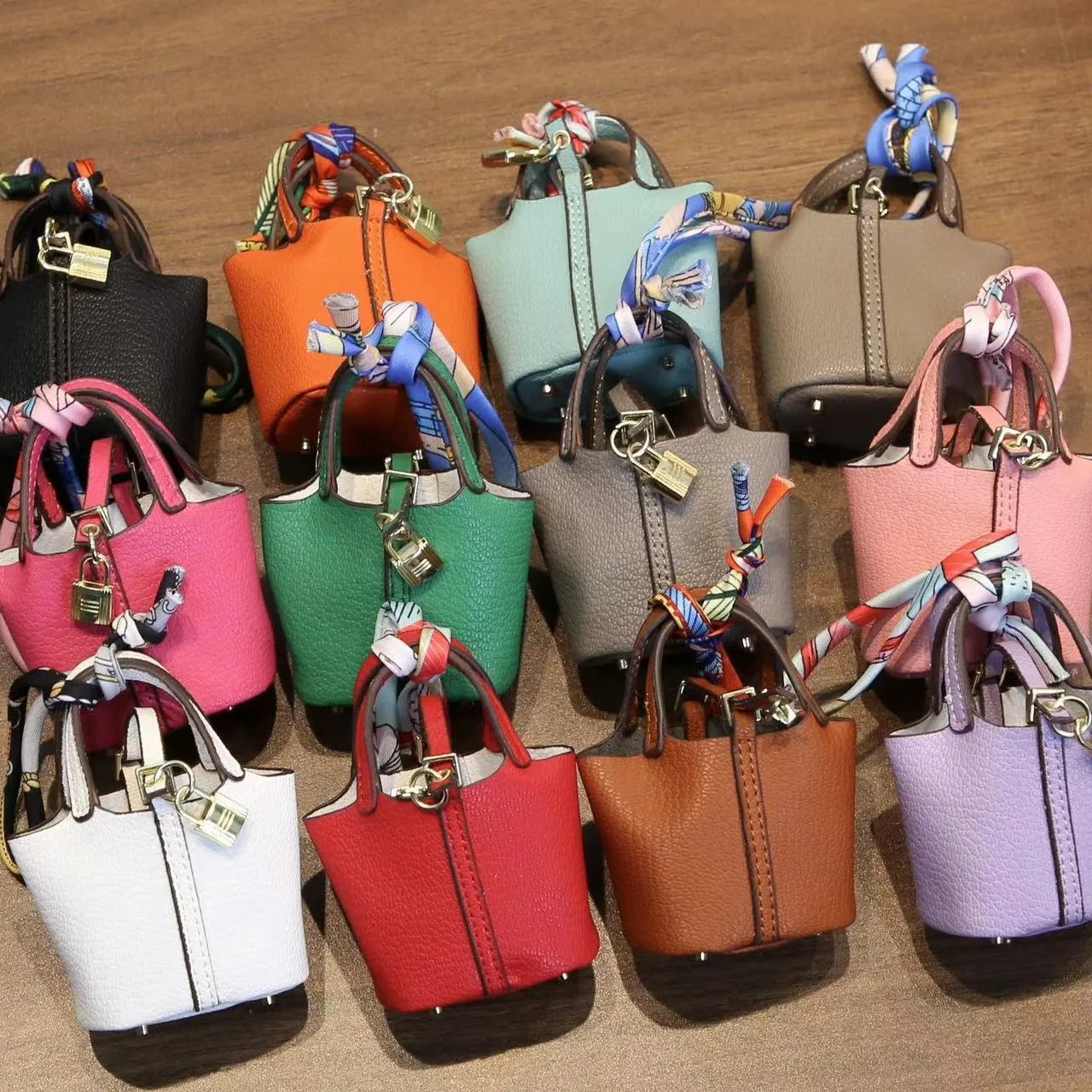 Mini Bag Bag Pendants Car Keychain headphone Bag Coin Purse Leather Purse Creative Hanging Accessories