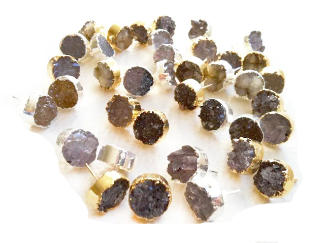 BEAUTIFUL COLORED DRUZY EARRINGS