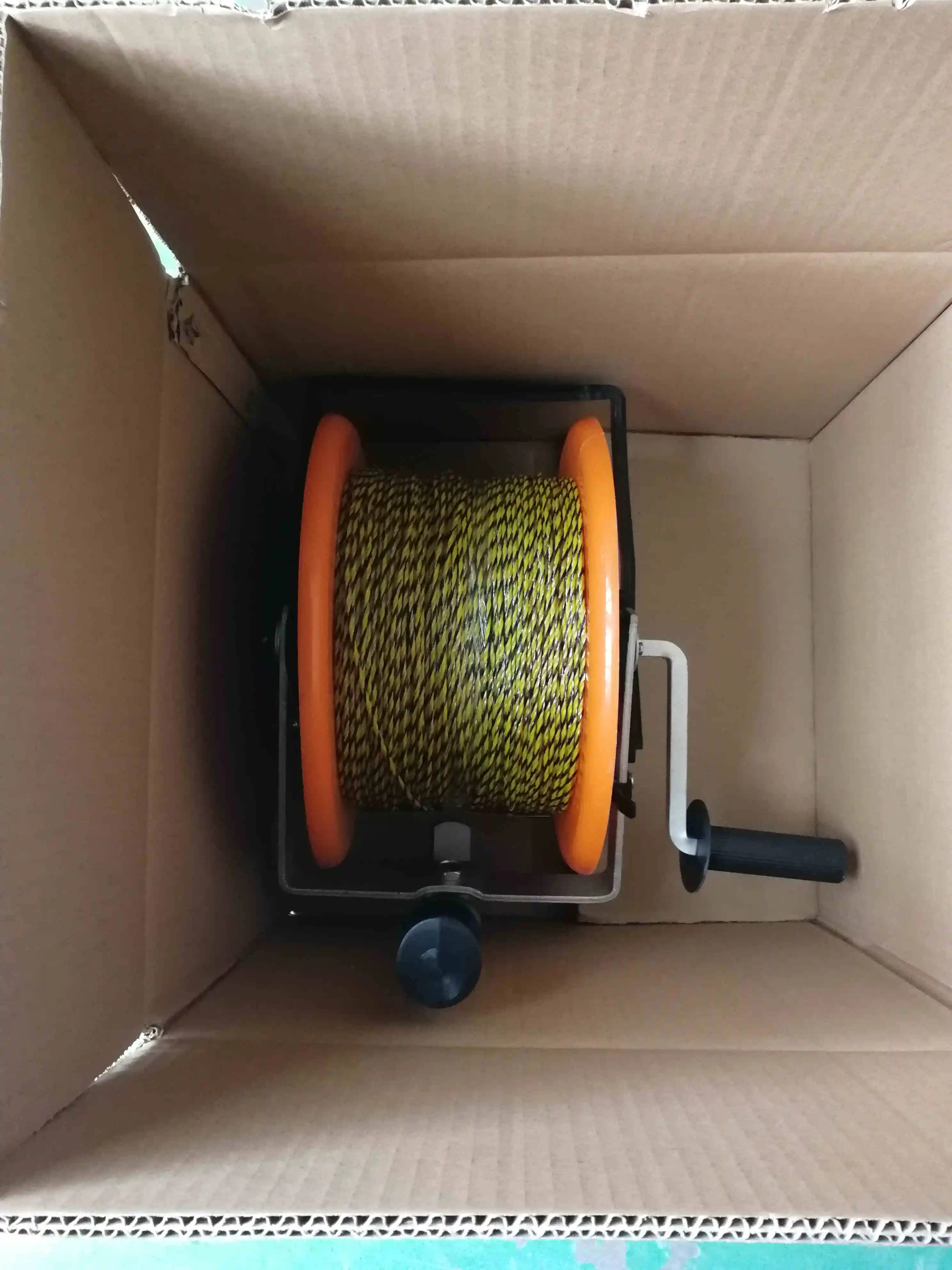 fence reel package.jpg