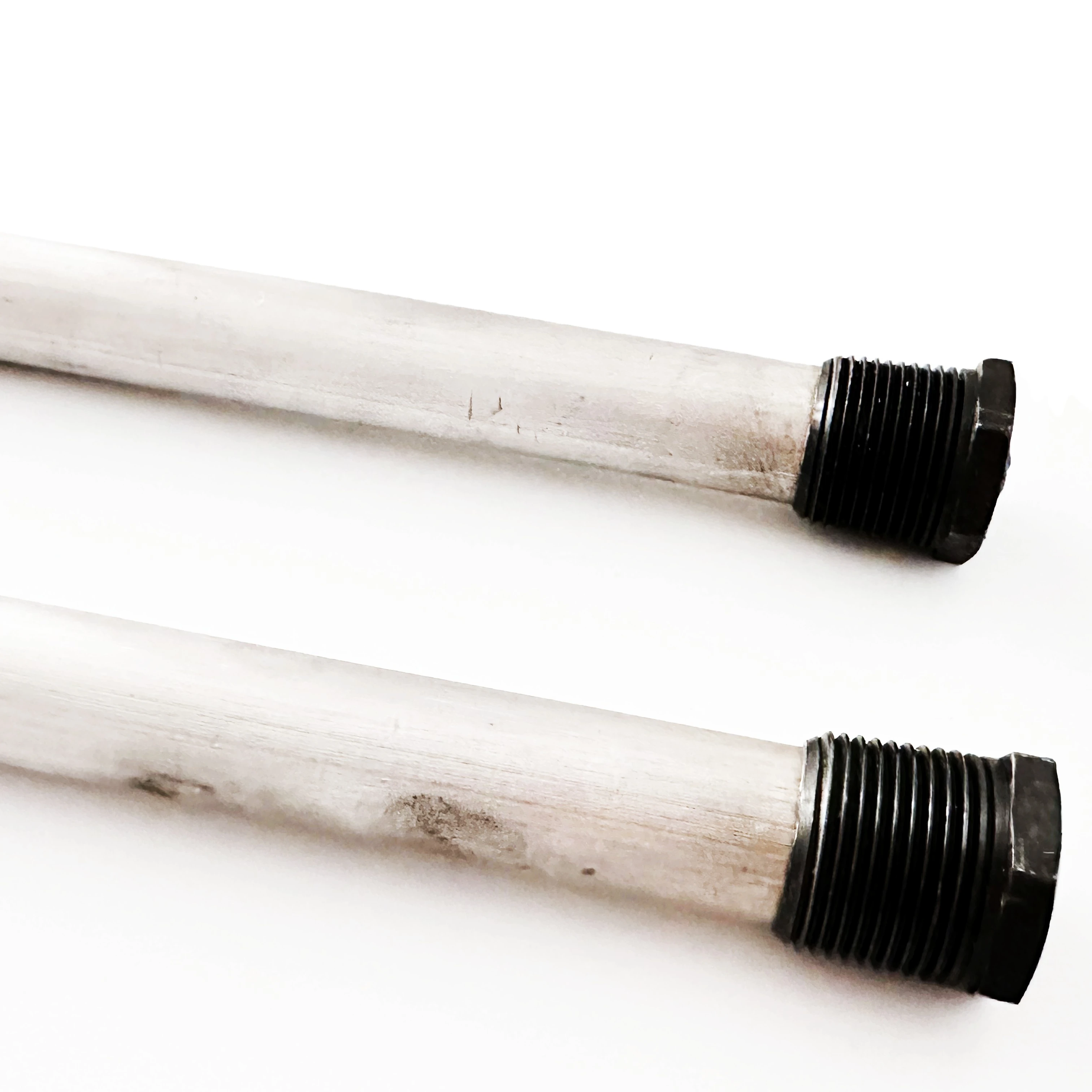 Extruded magnesium anode rod with 3/4 NPT nut for solar water heater