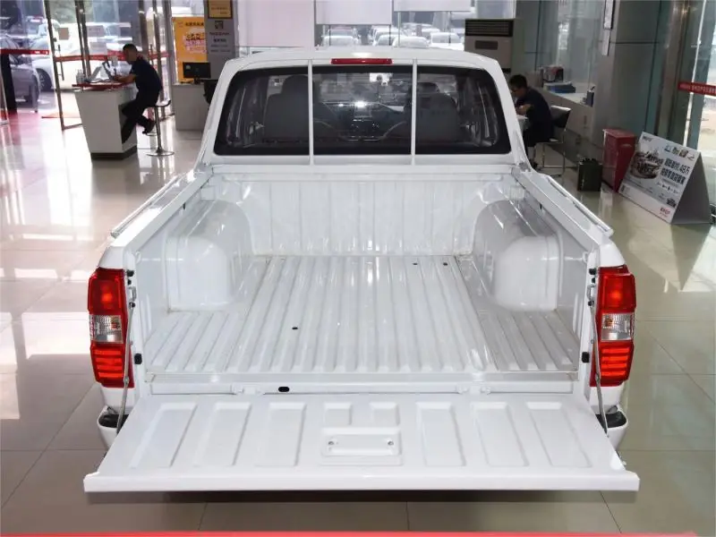 Dongfeng Nissan Ruifqi 2021 2.4L Gasoline Two-drive Entrepreneurial Version of the Base Car 2TZD for Dongfeng Pickup