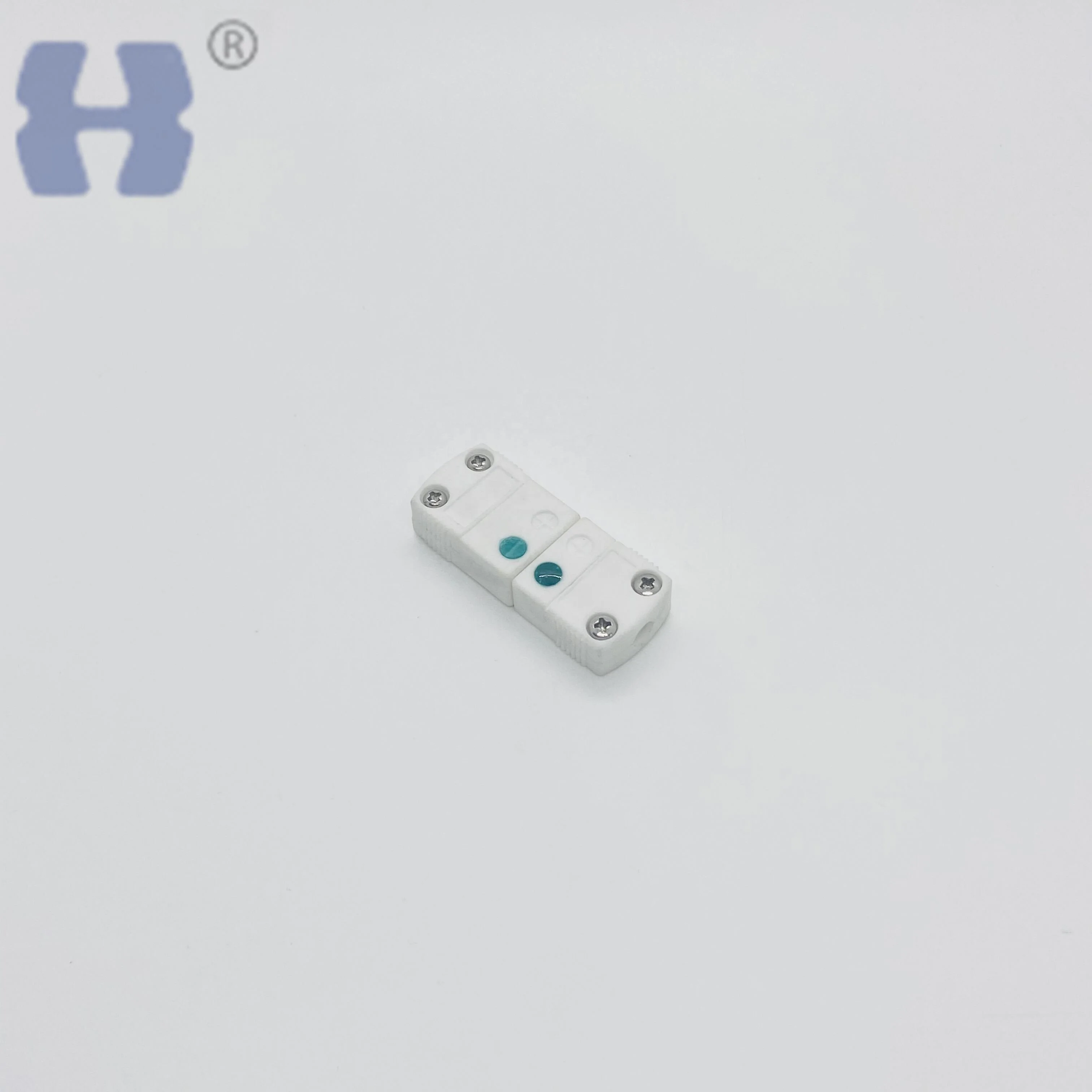 China Huadong Cost-effective Customization Various Thermocouple/ Thermal Resistance Plugs