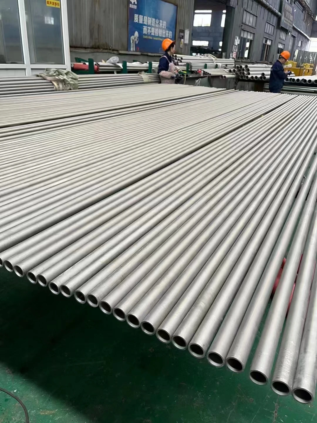 High Quality ERW STAINLESS STEEL PIPE 304  Stainless Steel pipe 1/8Inch sch80s