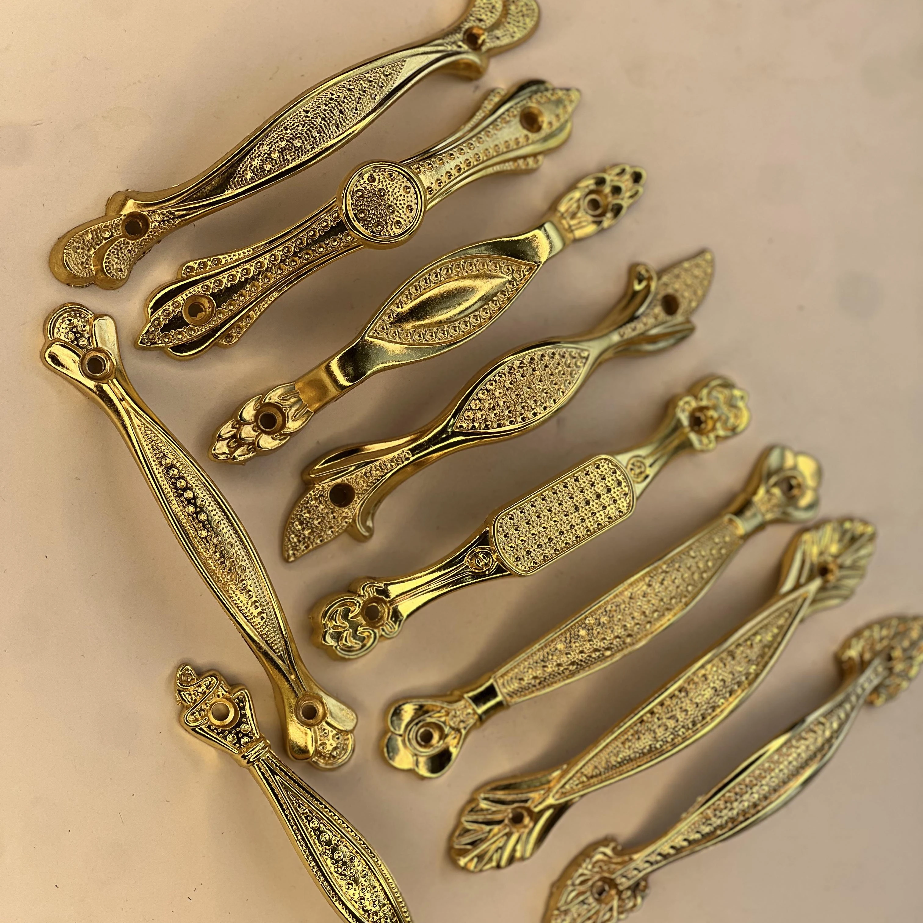 Premium Aluminum Cabinet Furniture Pull Handles - Modern Luxury Design for Dresser Cabinet Wardrobe Door Hardware Cabinet