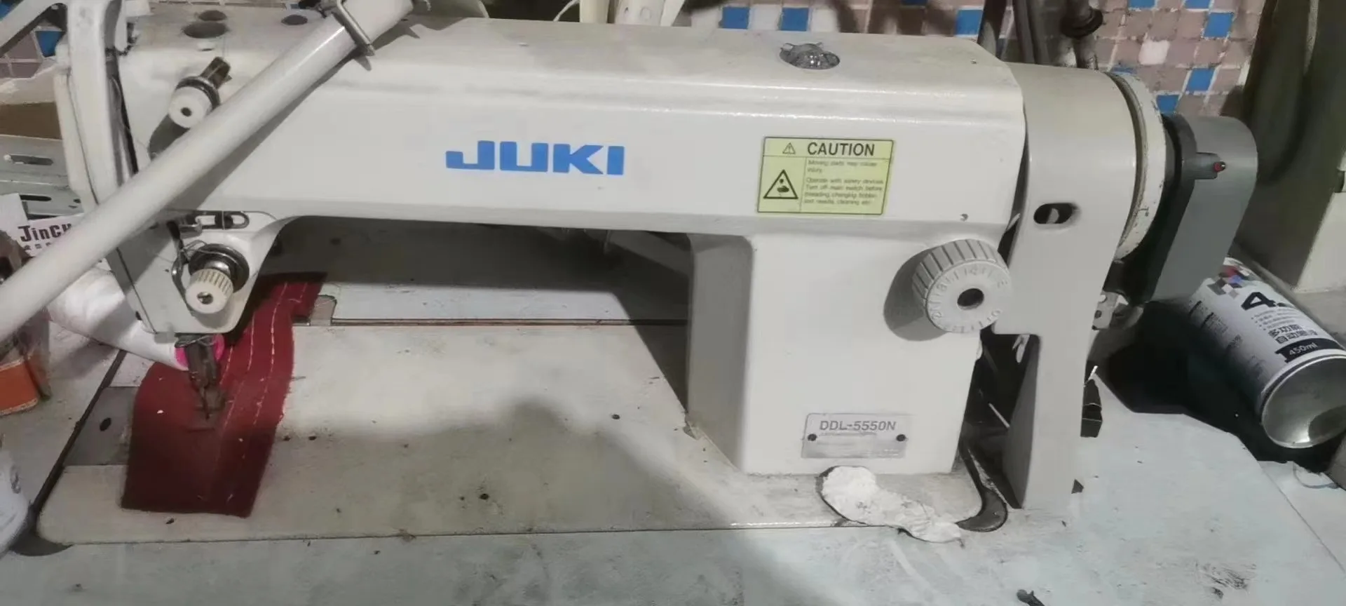 Выгодная цена швейная машина j∩ DDL 5550N 1 Игла высокого качества с плоской платформой