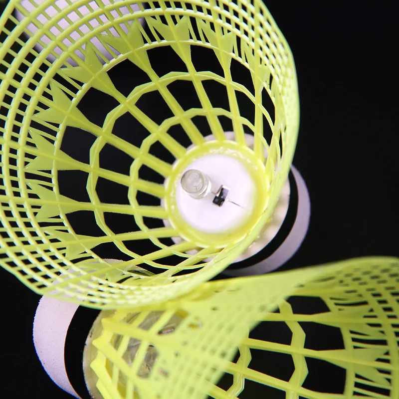 Wholesale Badminton Shuttlecocks Dark Night Glowing Badminton Ball Lighting for Outdoor & Indoor Sports Activities