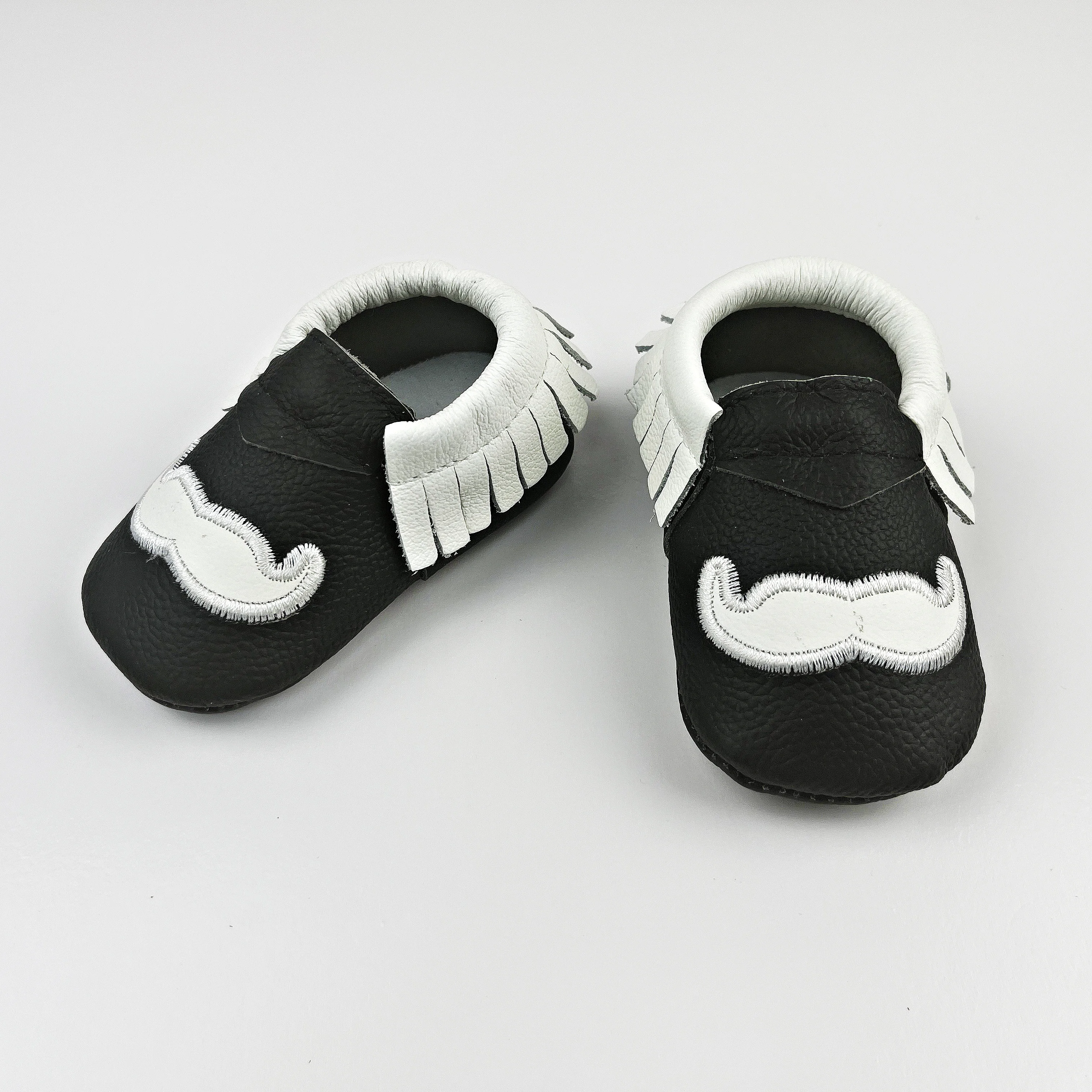 Bede Wholesale black cute beard pattern styling fringe leather outdoor soft comfortable baby walking shoes