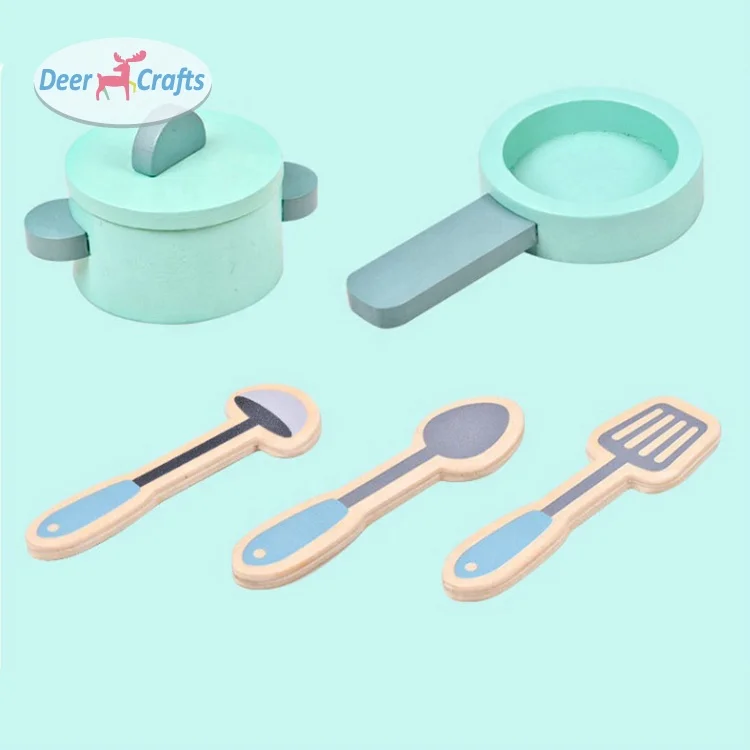 New creative wooden small kitchen role play toy set for kids DC10669