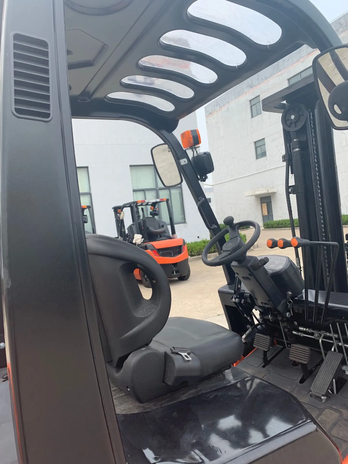 3ton forklift  Engine with EPA certificate  Diesel power Truck For Sale in USA