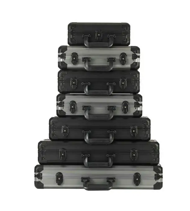 Professional poker chips set in aluminum case 300pcs per set for aluminum