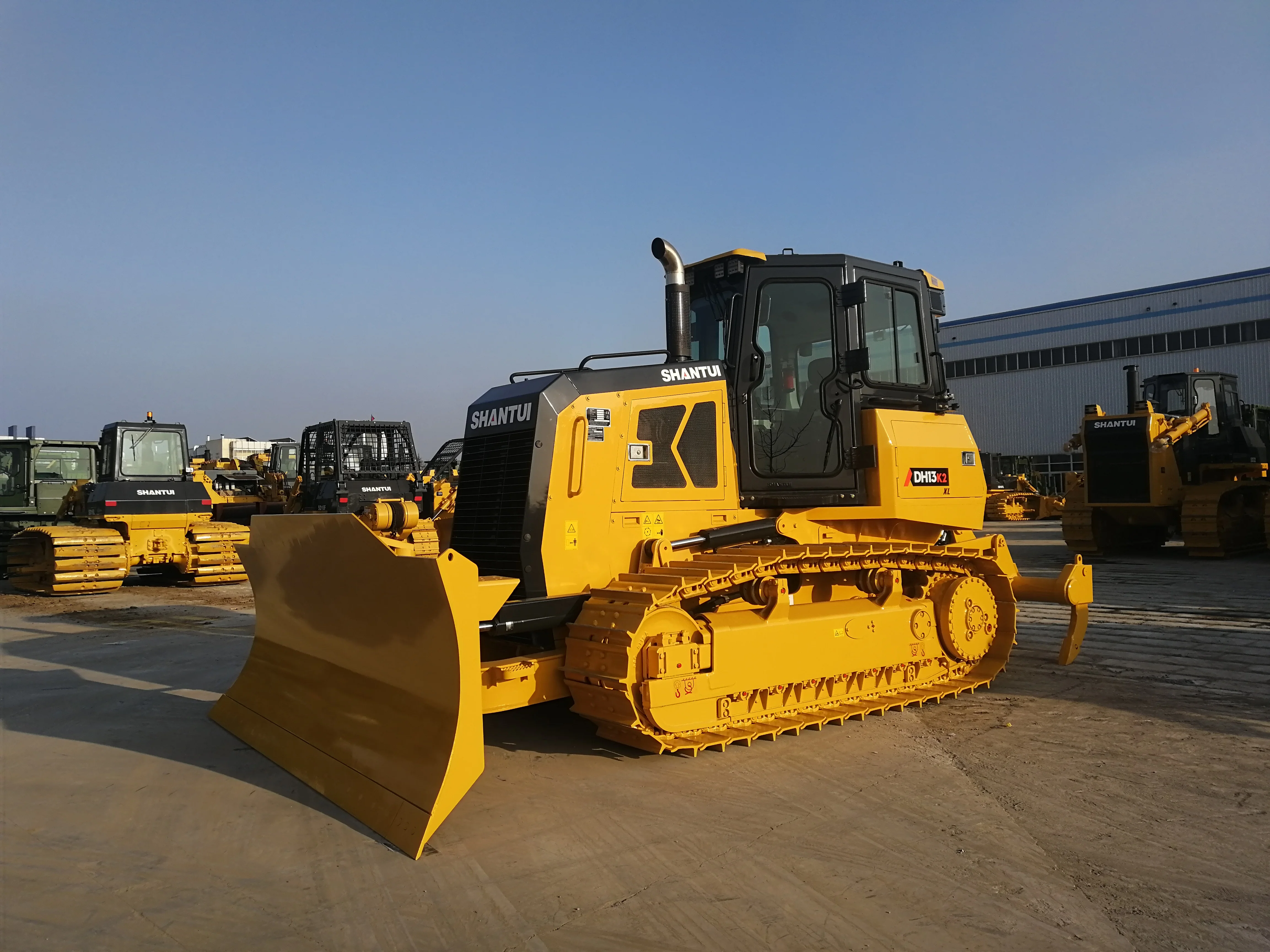 High Quality Bulldozer DH13 Hydraulic Load Steering System 130Hp Pushdozer with Single Shank Ripper