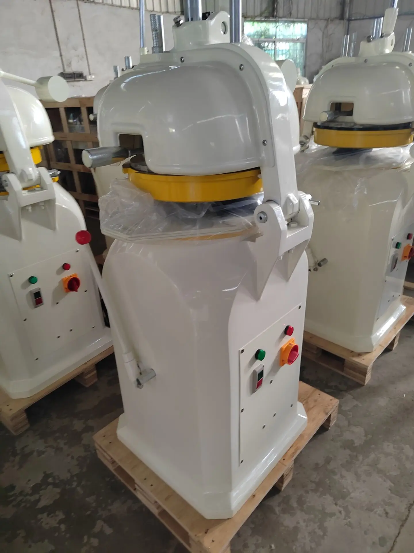 Linkrich Electric Semi-Auto 36 pieces Pizza Bun Burger Dough Divider and Rounder Machine for Bakery