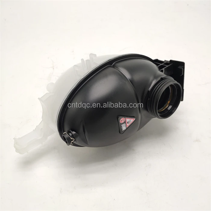 Made in China auto engine coolant expansion tank 2045000949 cooling tank radiator for W204 W212