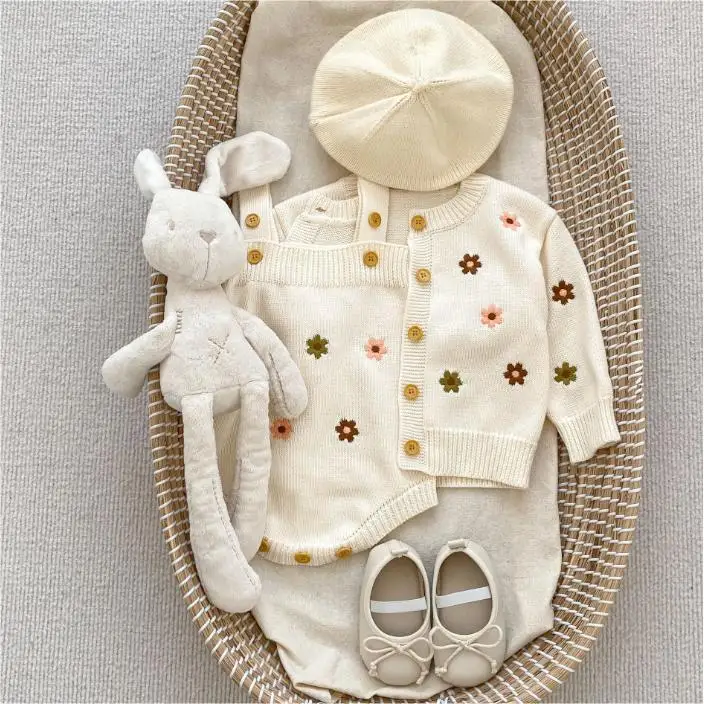Custom New born  Cotton Winter Clothes flower Baby Long Sleeves Knit with baby rompers with sweaters newborn rompers sweater set