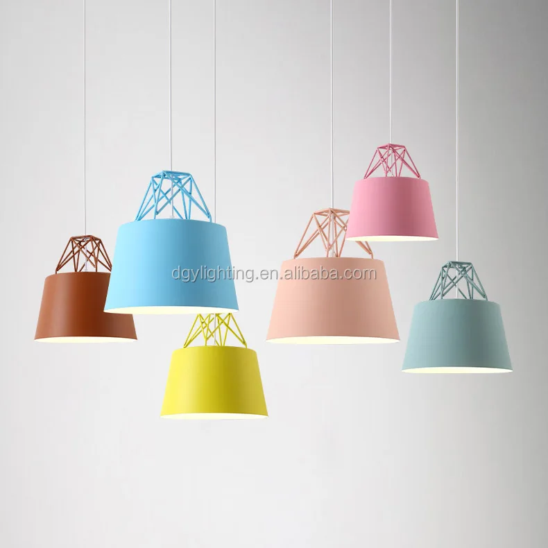 Популярные высококачественные E27 красочные 220v простой стиль современные люстры