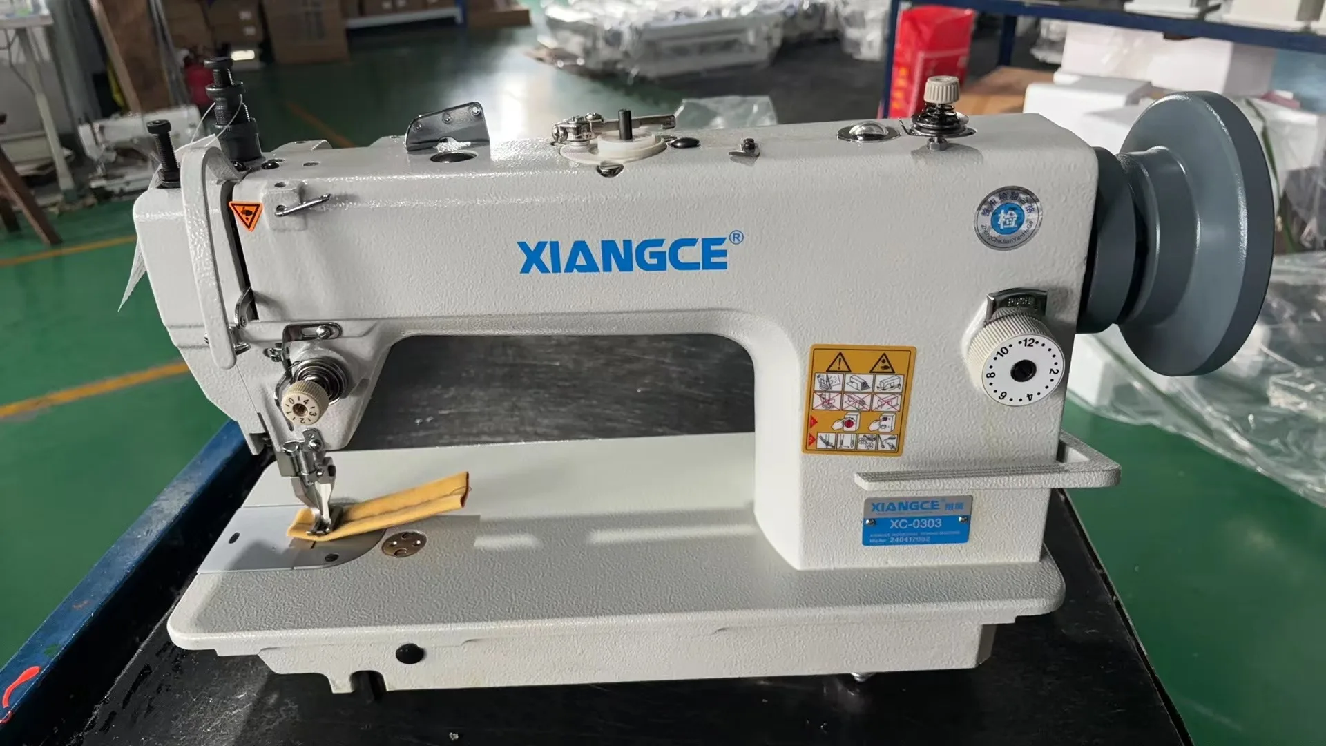 QK-0303  belt type servo motor Single needle flatbed lockstitch 3 automatic thick material synchronous industrial sewing machine