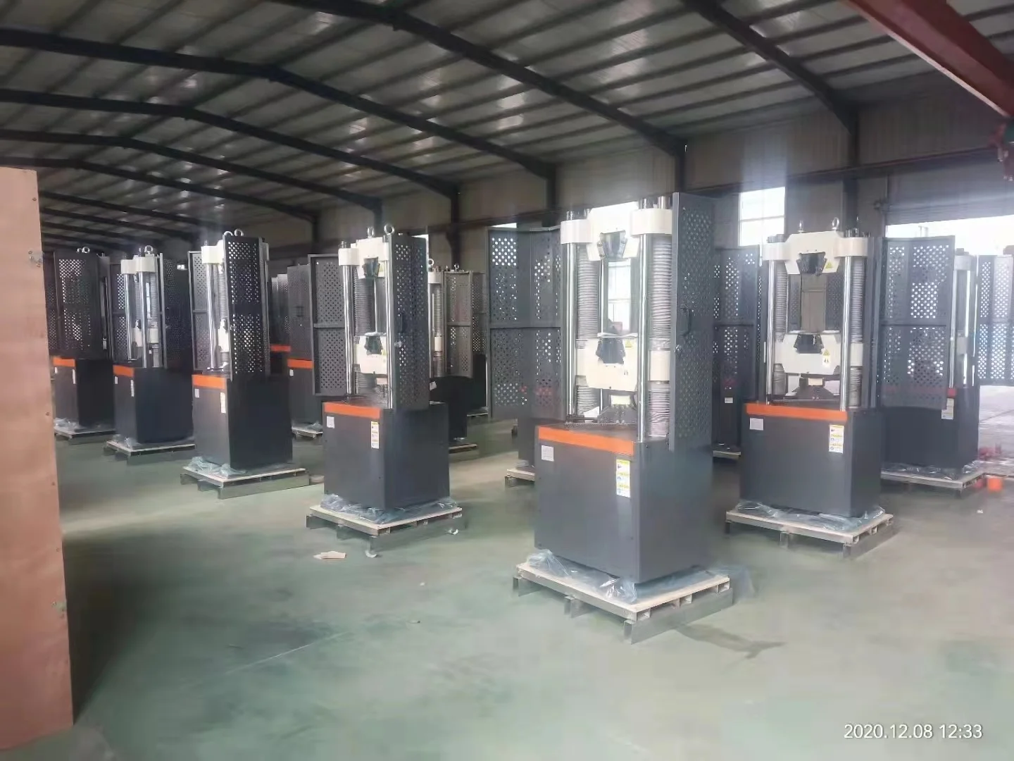 hydraulic universal testing machine UTM