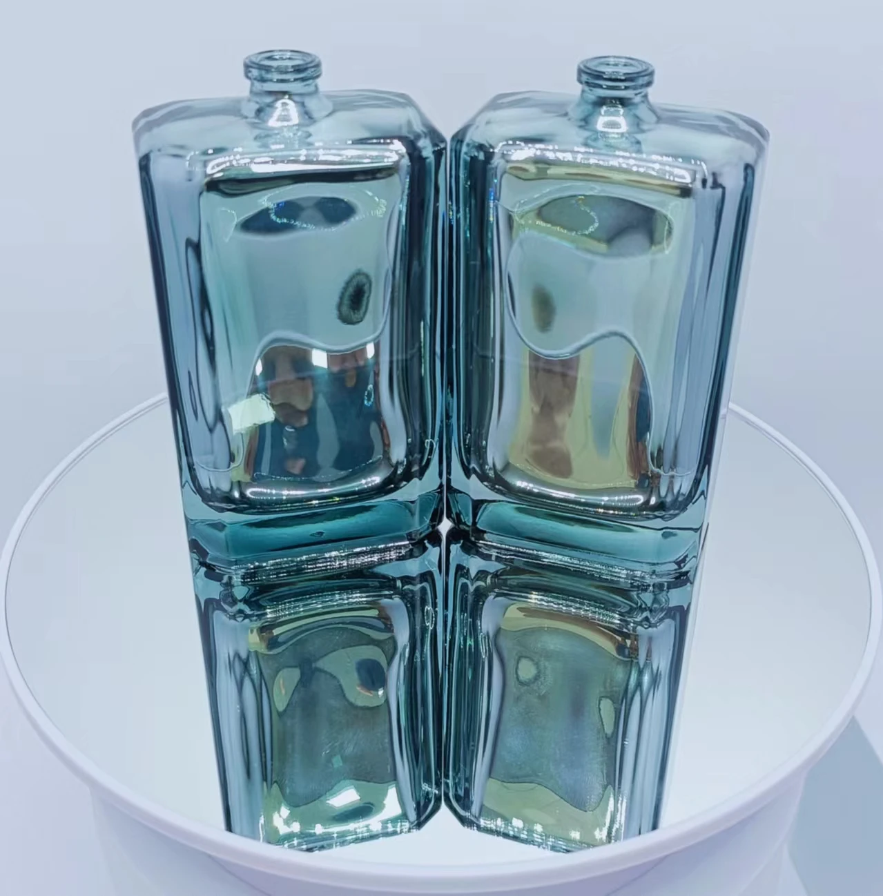 Customizable 100ml square Bottle with Internal Plating Showing the External clear Light and Bright for Empty Perfume Bottle