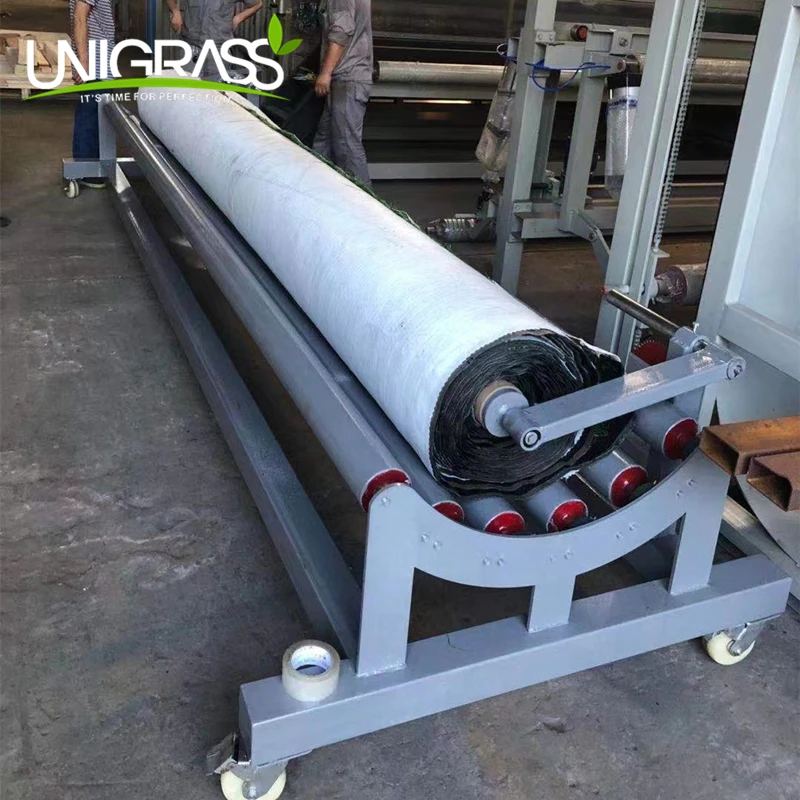UNI Artificial Grass roll up and unroll  manual machine