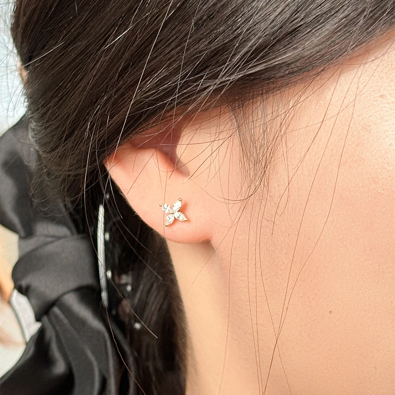 Staresgem 18K Yellow and White Gold Earrings DEF VS Marquise Cut HPHT Lab Diamond Stud for Weddings Gifts Parties Engagements