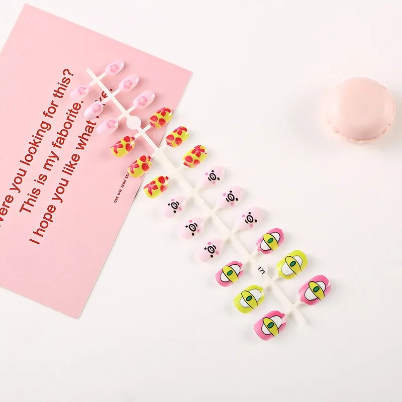 Kids Press On Nails Cartoon Artificial Children Finger False Nail Art Lovely Short Nail For Girls