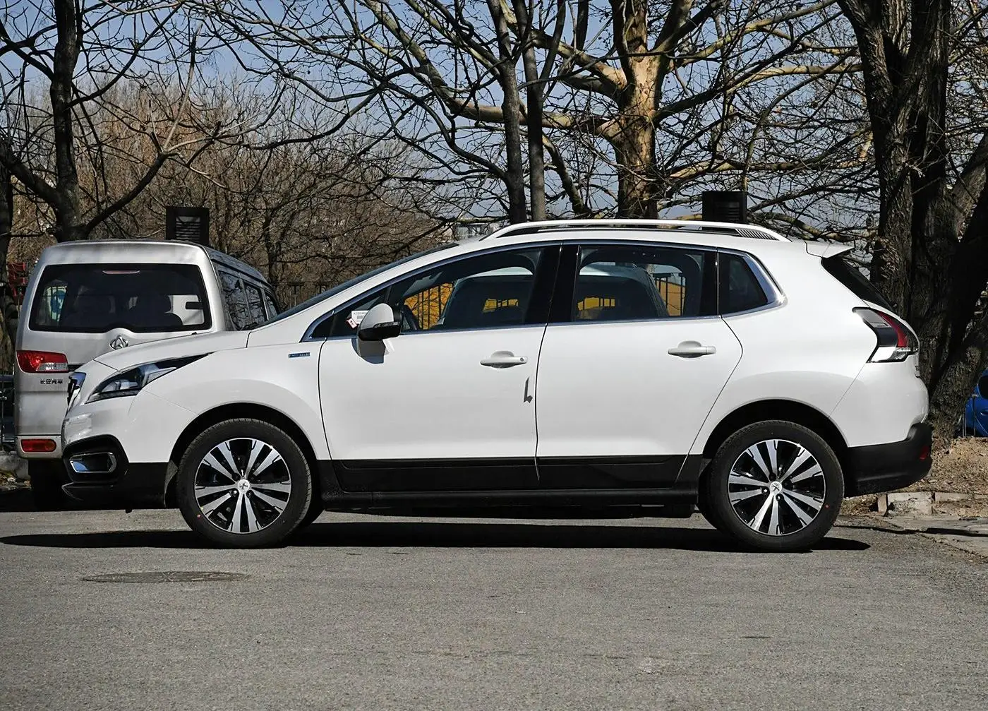Peugeot 3008 4008 б/у 6-7 мест MPV/внедорожник Доступные бензиновые автомобили доступны для экспорта высокое качество