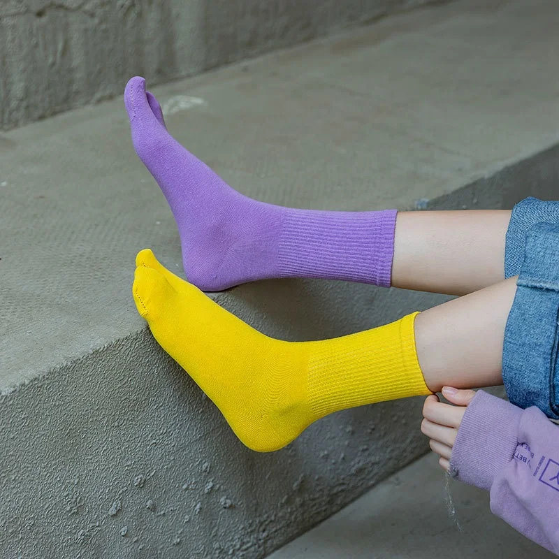 Wholesale Colored Separate Toe Flip Flops Socks Women Cotton Split Two Toe Tabi Socks