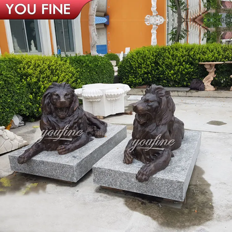 Большая наружная садовая антикварная скульптура с животными, бронзовая сидячая статуя льва с шариком для сада