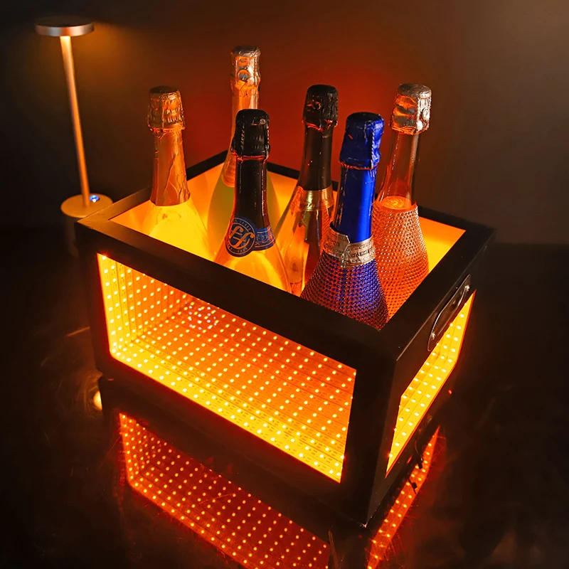 LED Luminous Wine Bottle Neon Sign Ace of Spade Champagne Glorifier Display VIP Bottle Presenter Service Tray For Nightclub