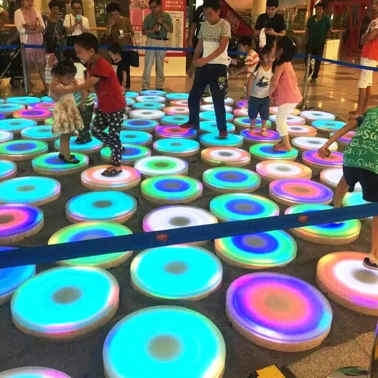 New Products Interactive Props Circle LED Disco Light