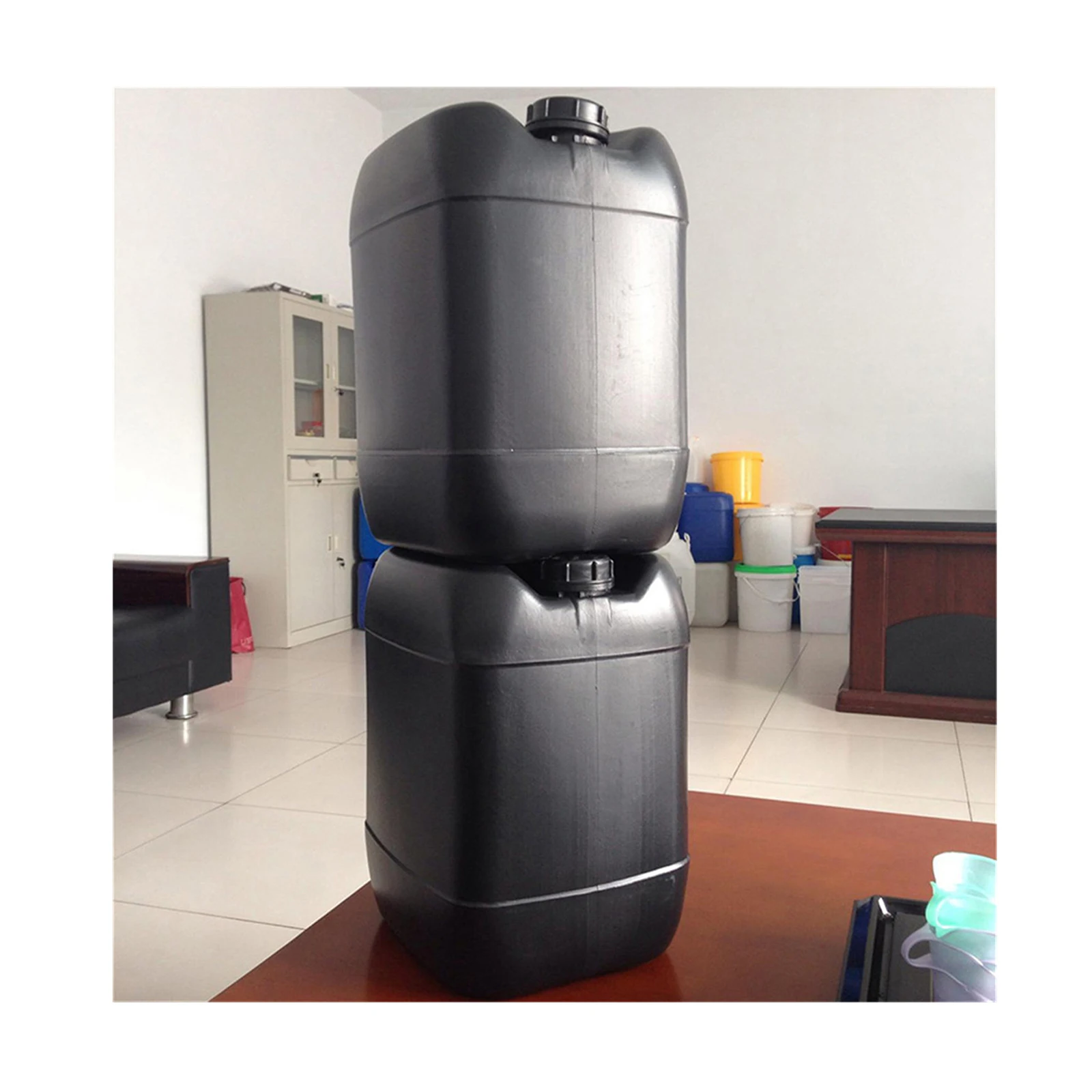 7697-37-2 Industrial Nitric Acid 68% made in China