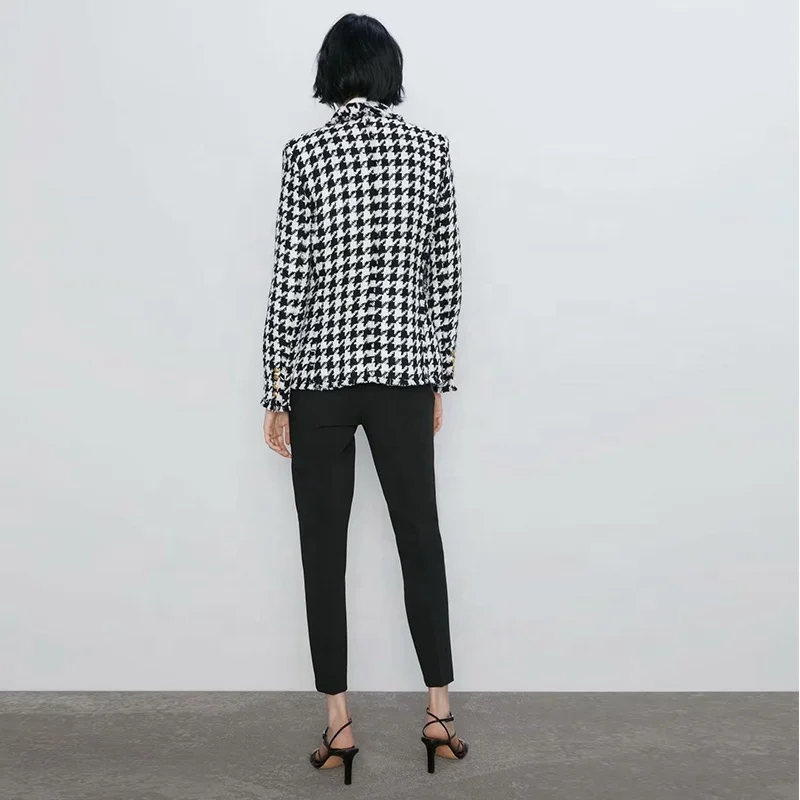 Slim Fit and High Quality Shawl Collar with Two Button Long Sleeve Canine Teeth Pattern Fashion Suit