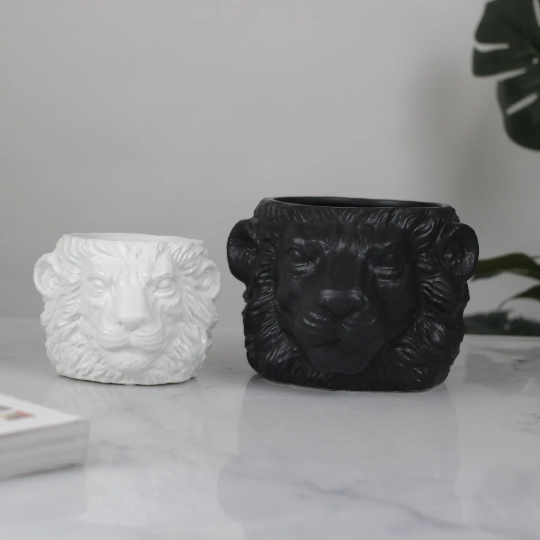 Animal  Lion Ceramic Flower Pot Animal Succulents Flower Pot Containers Home Outdoor Garden Mini Bonsai Desktop Decoration