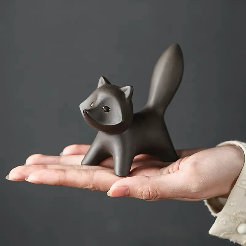 Cute little fox handmade raw mineral snowflake stone can be used to cultivate tea and play with creative ornaments