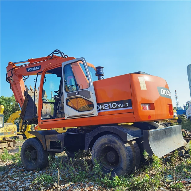 DOOSAN 210W-7 колесный экскаватор с Wholec распродажа цена использованный корейский Hyundai 210-7 для продажи