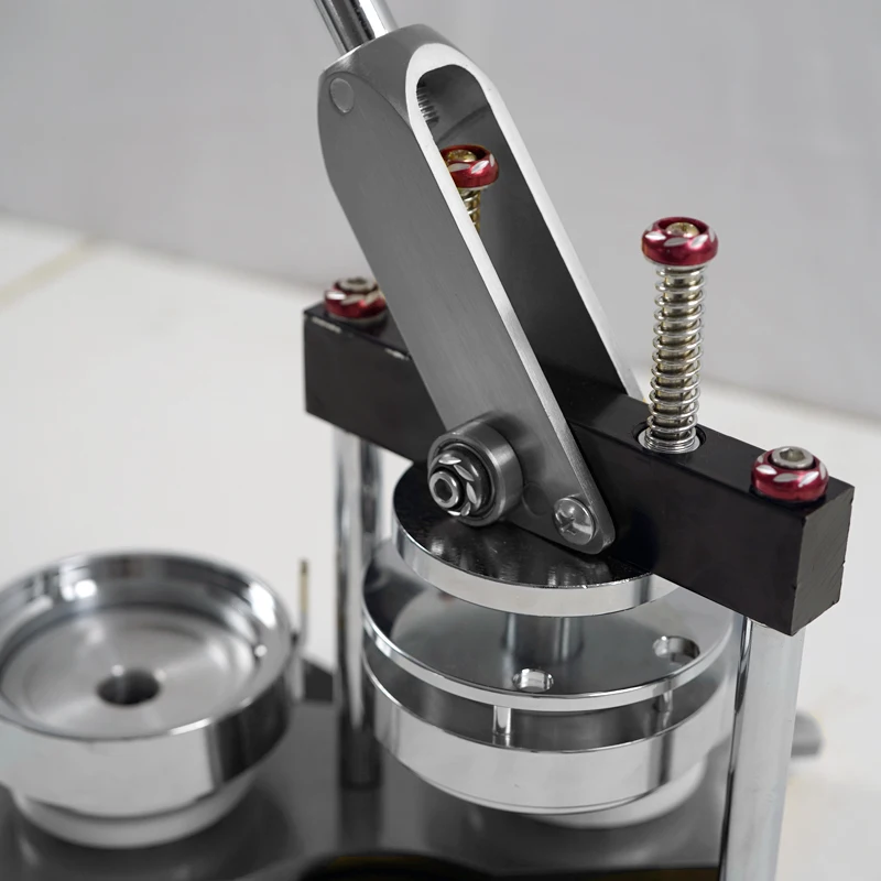 DIY Crafts Metal Manual Button Pin Maker Badge Making Machine Press Button Badge Maker Machine Manufacturer