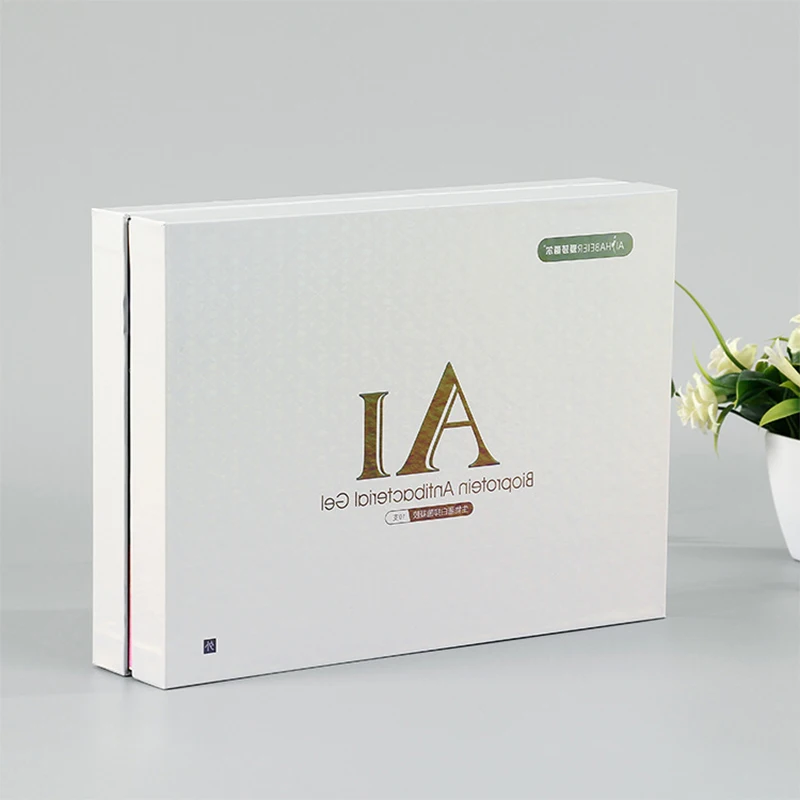 Black chocolate box with lid and cusotm logo