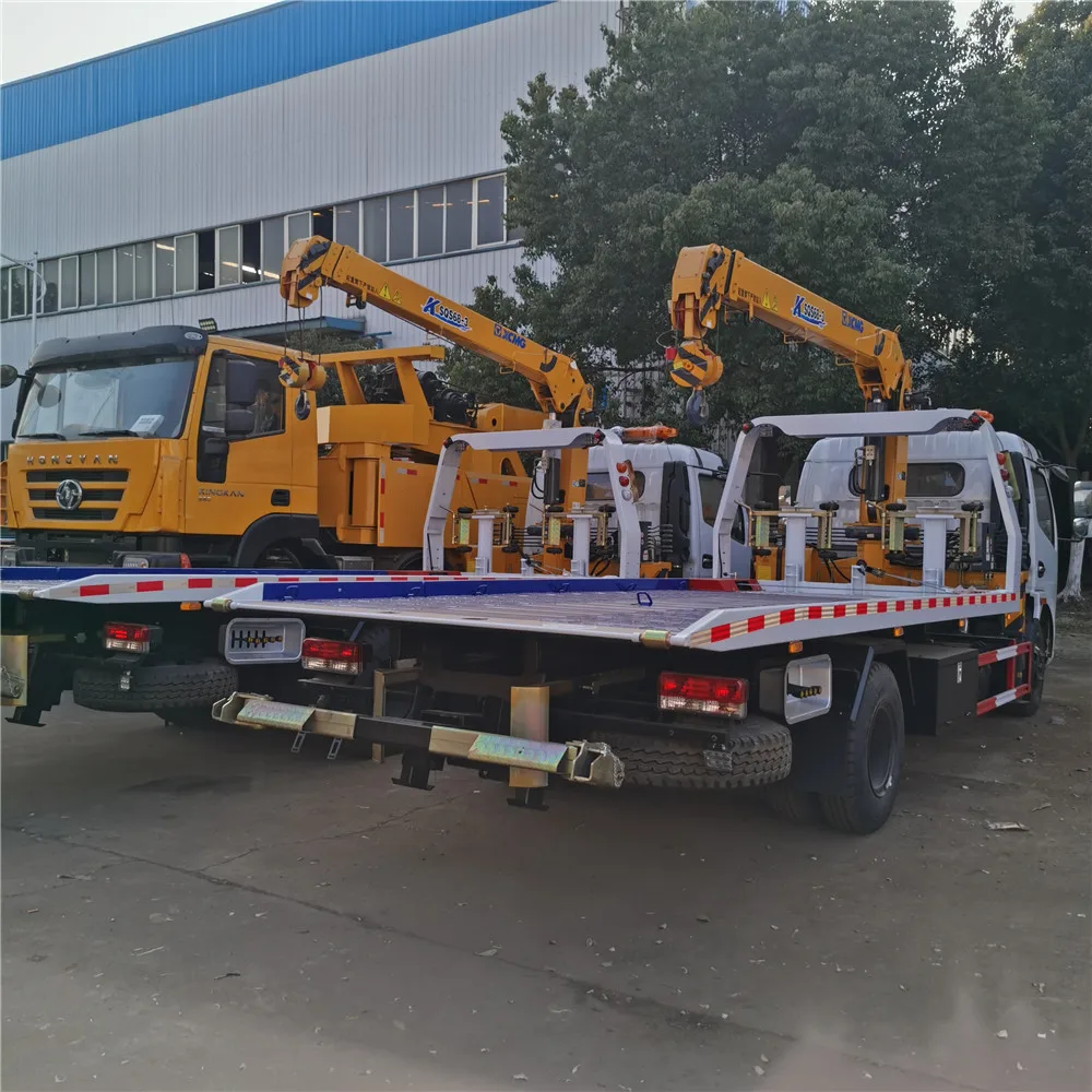 light duty DFAC multi-purpose road wrecker mounted 3.2 ton crane rescue vehicle