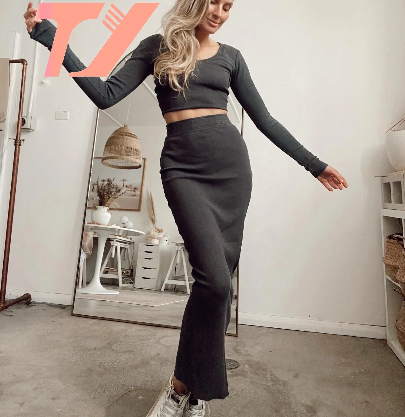 TUOYI Factory Custom Autumn Winter Women Slim Turtleneck Long Sleeve Knitted Sweater Dress