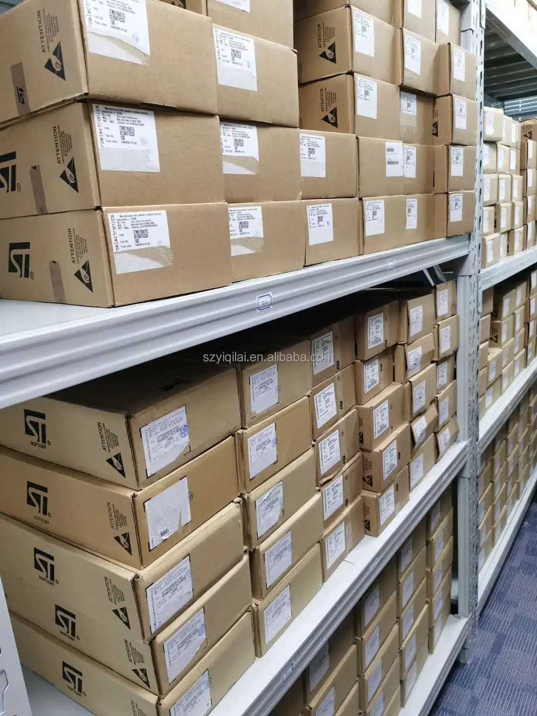 MTFC64GAKAEEY-3M WT TR New and original Electronic Components Integrated circuit manufacturing supplier memorizer