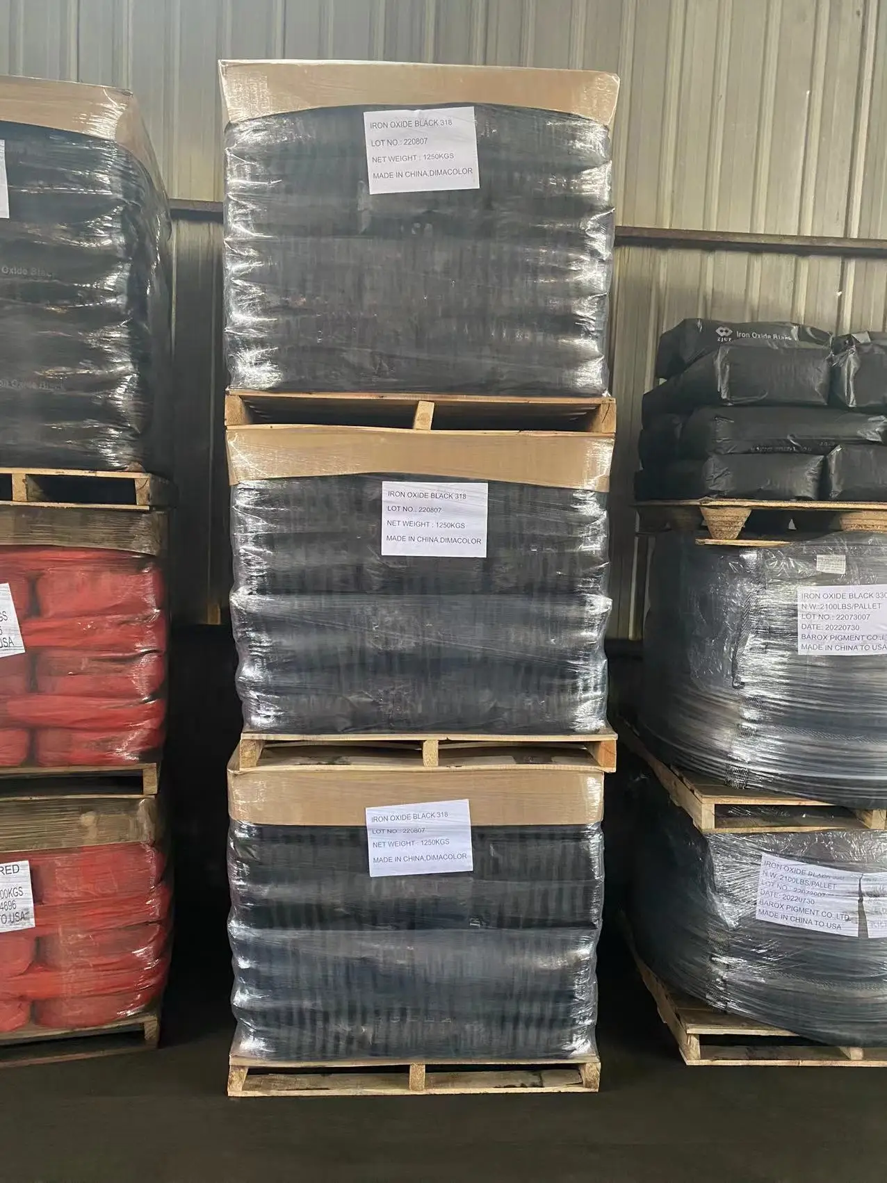 IRON OXIDE BLACK 770 (PBl11) VS CATHAY 9675 FOR CEMENT BRICKS PAVERS TILES BLOCK CONCRETE COLOR ASPHALT