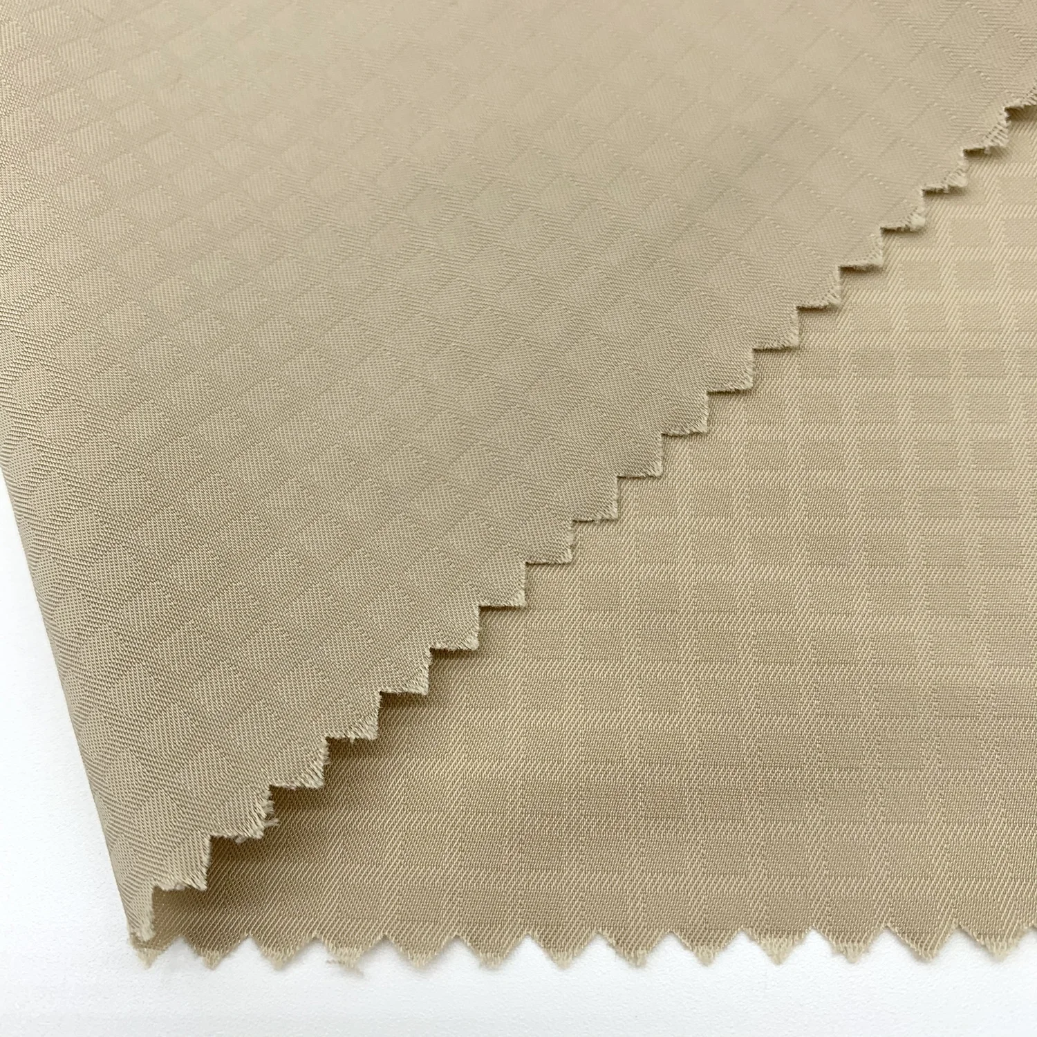 hot selling smooth soft 100%polyester T400 true memory check fabric for coat