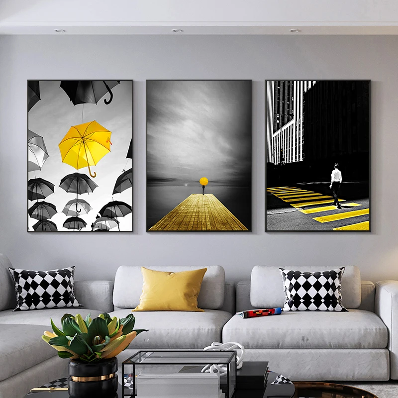 Yellow Umbrella Road Canvas Pictures Printing European Cityscape Art Work Poster for Living Room Bedroom Wall Art Home Decor