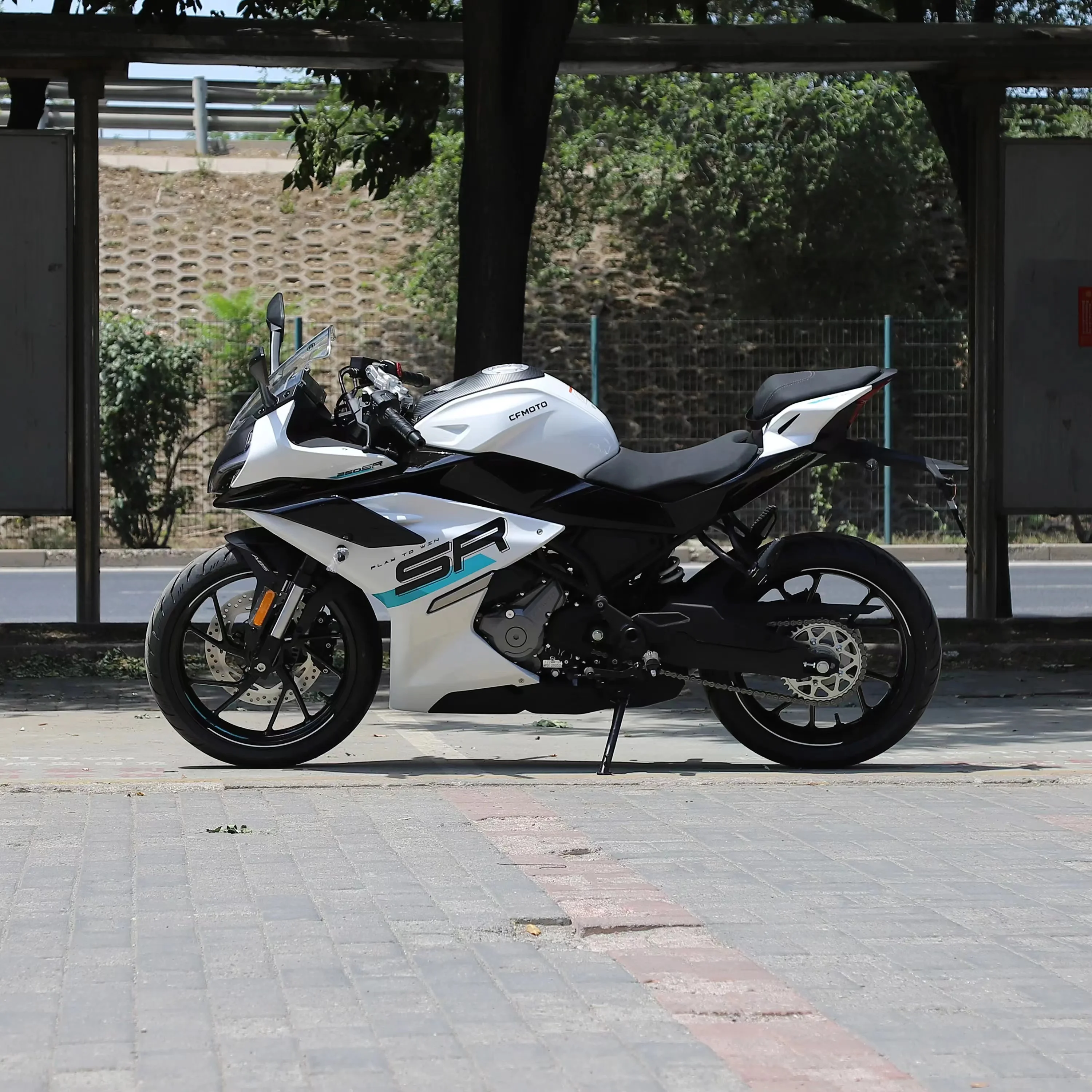 Chunfeng Gasoline Motorcycle Wholesale 2 Wheel Off-road 200cc Motorcycle 100% new car Sports car