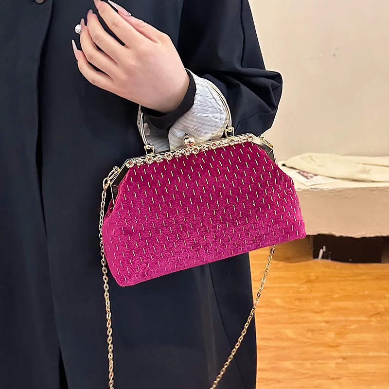 Ladies small clutch purse for evening party clip closure handbags for lady elegant shoulder bags for women