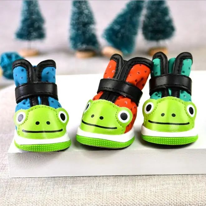Winter Warm Cute Frog Dog Booties Dog Shoes for Small Dog PU