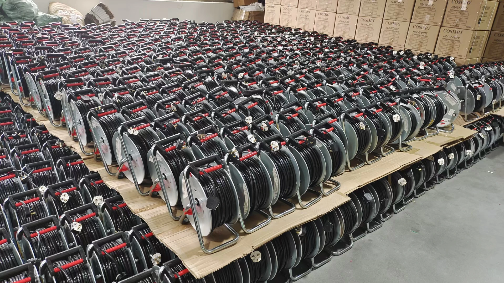 electric steel 4 ways metal cable reel rollers trailers winding drum 50m stand  jacks for copper wire