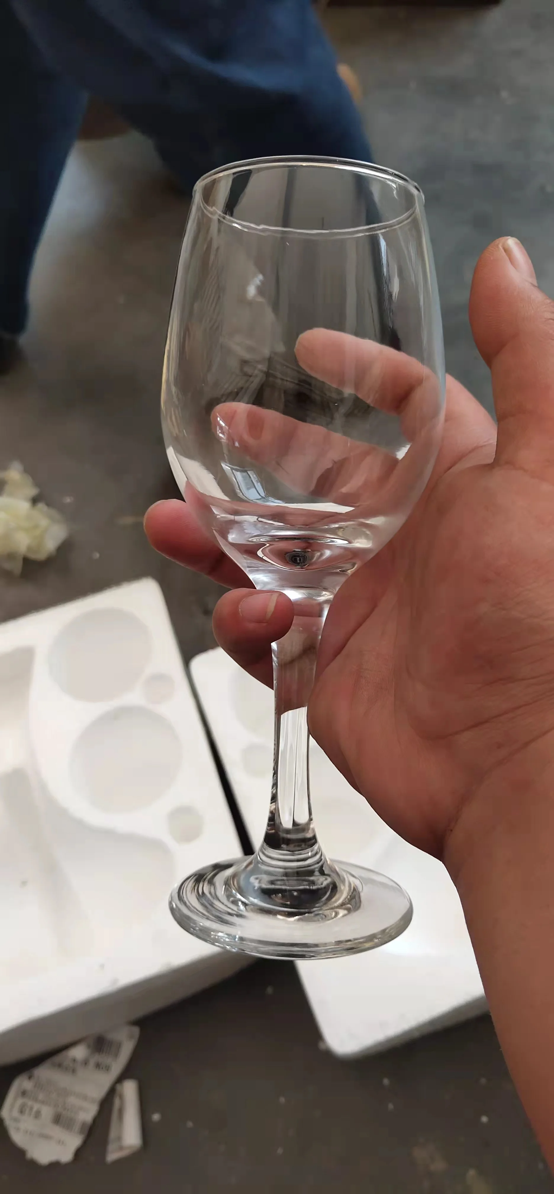 Custom European and American Market High-end Fashion Classic Style Goblet Wine Glass Bar Restaurant Accessories